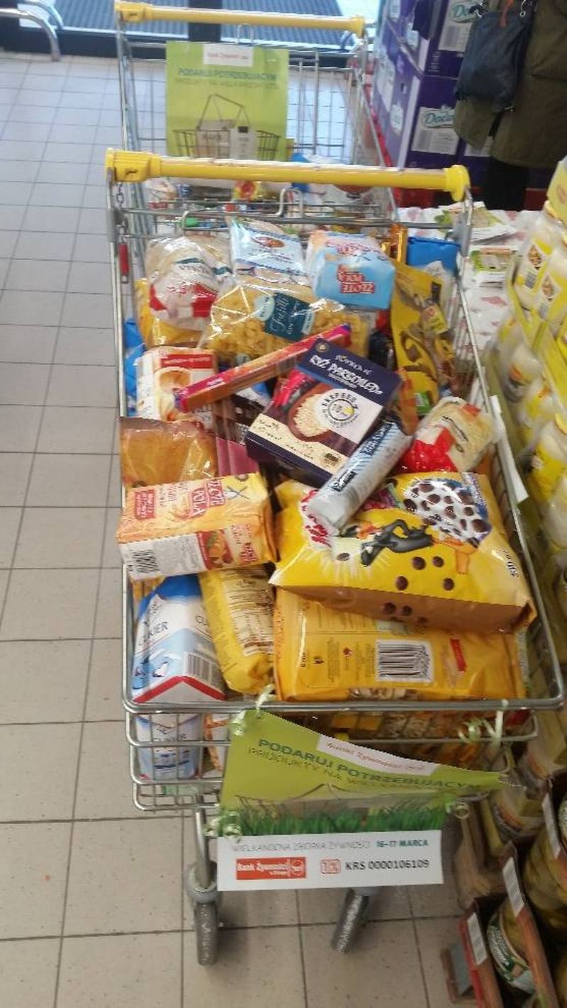 mt_gallery: Świąteczna Zbiórka Żywności